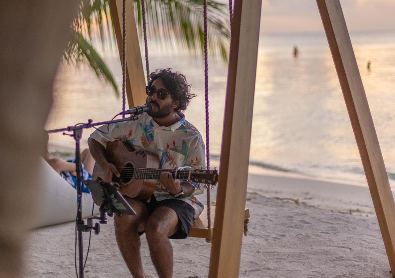 Stone Hotels Dhiffushi Esterno foto