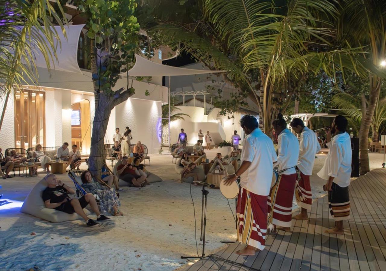 Stone Hotels Dhiffushi Esterno foto