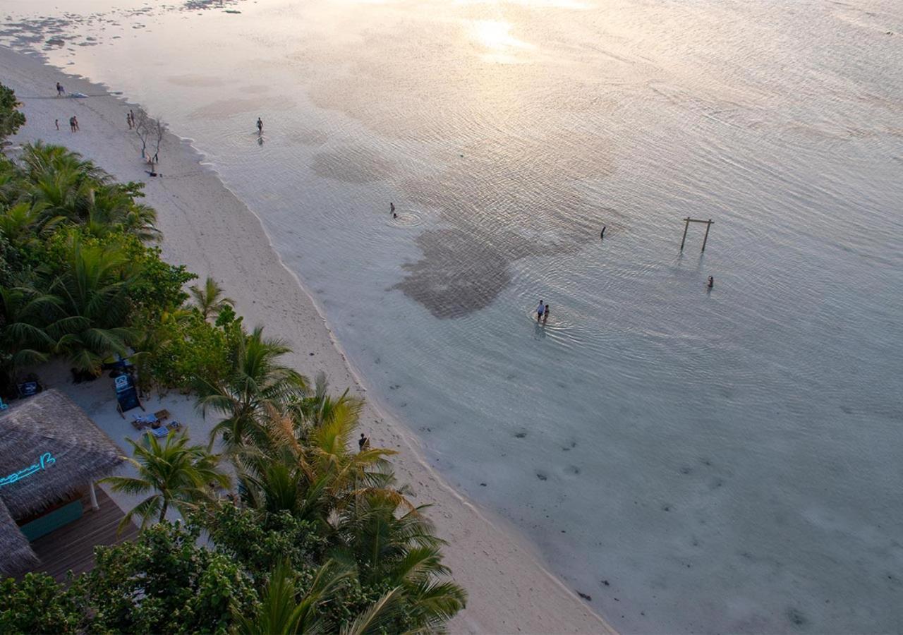 Stone Hotels Dhiffushi Esterno foto